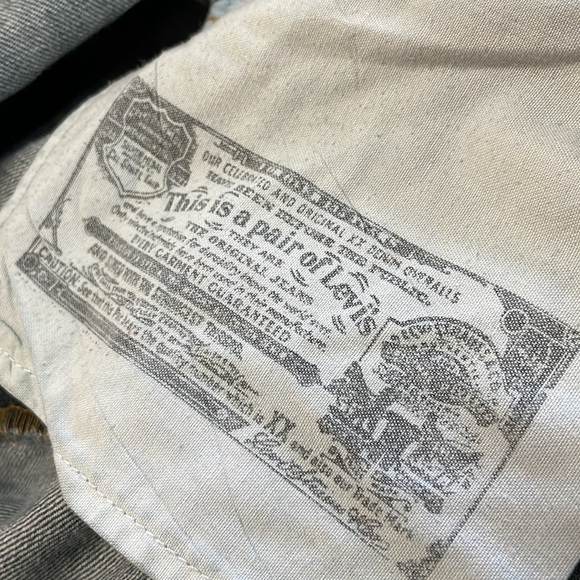 Levi’s Original 501 Straight Leg Button Fly Jeans - Picture 7 of 11